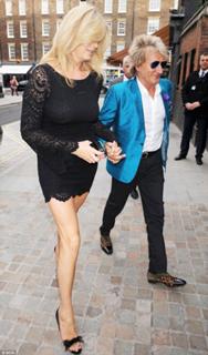 Penny Lancaster feet photo 20