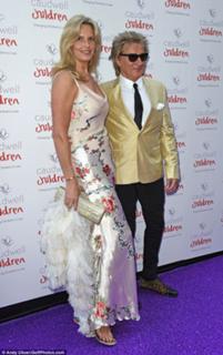 Penny Lancaster feet photo 7
