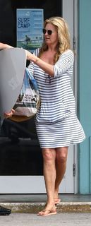 Penny Lancaster feet photo 8