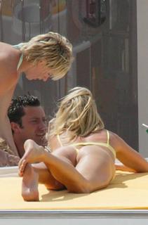 Penny Lancaster feet photo 7