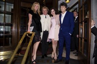 Penny Lancaster feet photo 11
