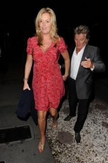 Penny Lancaster feet photo 3