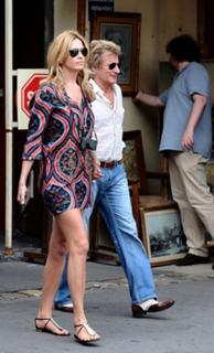 Penny Lancaster feet photo 10