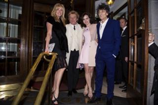 Penny Lancaster feet photo 3