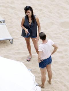 Penélope Cruz feet photo thumbnail