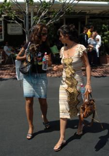 Penélope Cruz feet photo thumbnail