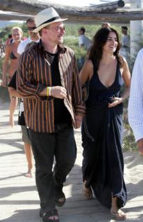 Penélope Cruz feet photo thumbnail