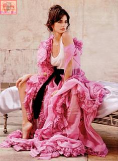 Penélope Cruz feet photo thumbnail