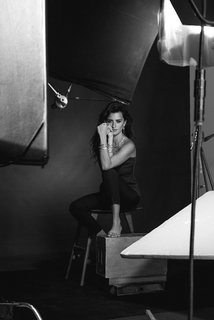 Penélope Cruz feet photo thumbnail