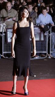 Penélope Cruz feet photo thumbnail
