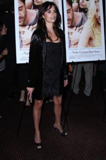 Penélope Cruz feet photo thumbnail