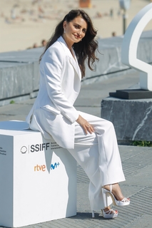 Penélope Cruz feet photo thumbnail