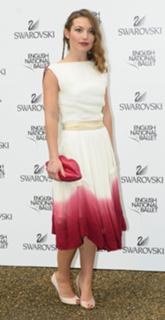 Perdita Weeks feet photo thumbnail