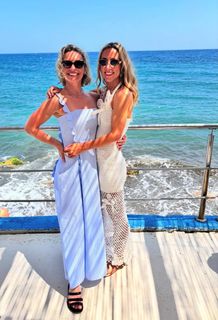 Perdita Weeks feet photo thumbnail