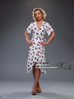 Perdita Weeks feet photo 12