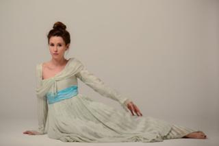 Peri Baumeister feet photo 18