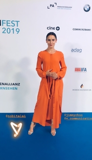 Peri Baumeister feet photo 15