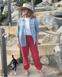 Peri Gilpin feet photo 1