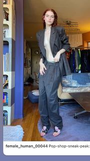 Perla Haney-Jardine feet photo 12