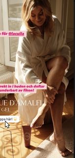 Pernilla Wahlgren feet photo 3