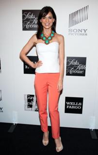 Perrey Reeves feet photo thumbnail
