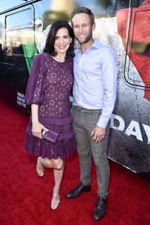 Perrey Reeves feet photo thumbnail