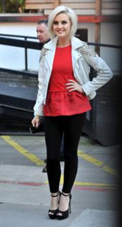 Perrie Edwards feet photo thumbnail