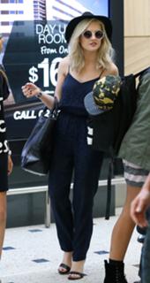 Perrie Edwards feet photo thumbnail