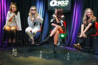 Perrie Edwards feet photo thumbnail