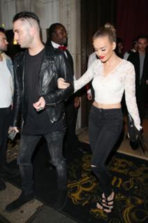 Perrie Edwards feet photo thumbnail
