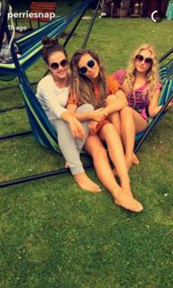 Perrie Edwards feet photo thumbnail