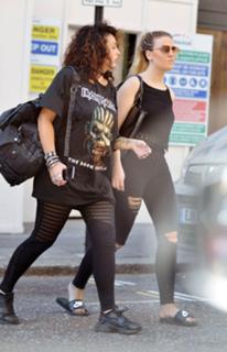 Perrie Edwards feet photo thumbnail
