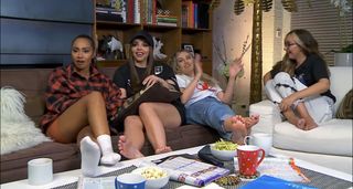 Perrie Edwards feet photo 6