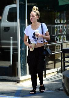 Peta Murgatroyd feet photo thumbnail