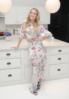 Peta Murgatroyd feet photo thumbnail