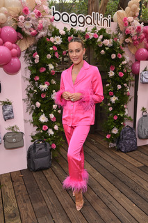 Peta Murgatroyd feet photo thumbnail