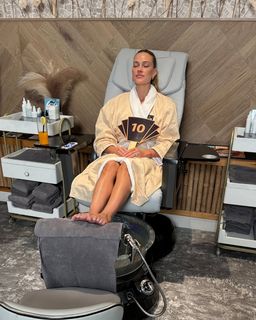 Peta Murgatroyd feet photo thumbnail