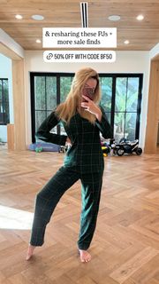 Peta Murgatroyd feet photo thumbnail