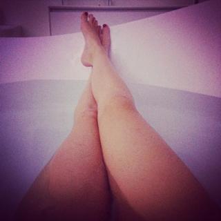 Peta Todd feet photo 1