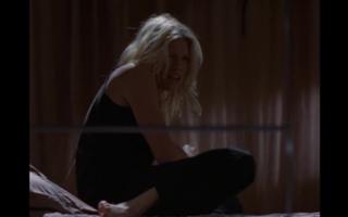Peta Wilson feet photo thumbnail