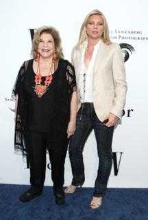 Peta Wilson feet photo thumbnail