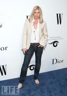 Peta Wilson feet photo thumbnail