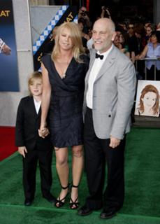 Peta Wilson feet photo thumbnail