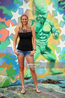 Petra Kvitová feet photo thumbnail