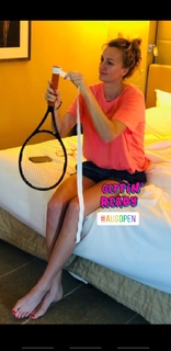 Petra Kvitová feet photo thumbnail