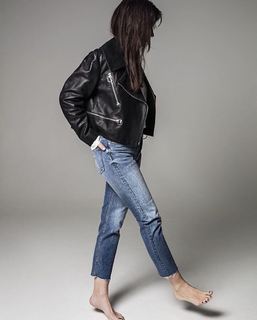 Petra Mede feet photo 11