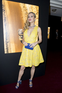 Petra Nemcova feet photo thumbnail
