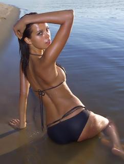 Petra Nemcova feet photo thumbnail