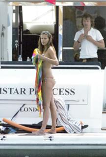 Petra Nemcova feet photo thumbnail