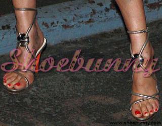 Petra Nemcova feet photo thumbnail